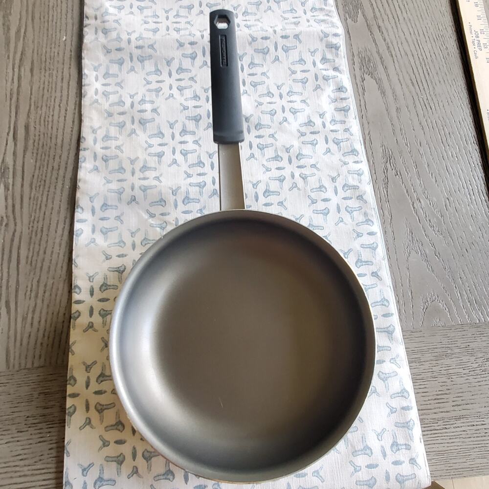 Tramontina PRO Fusion 10-Inch Aluminum Nonstick Fry Pan Made in Brazil O114/12